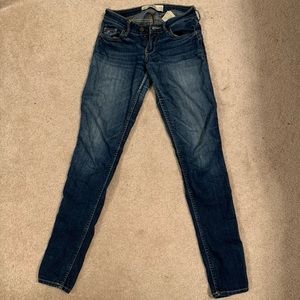 Hollister Low-Rise Skinny jeans